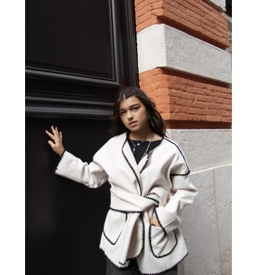 Veste écharpe blanche